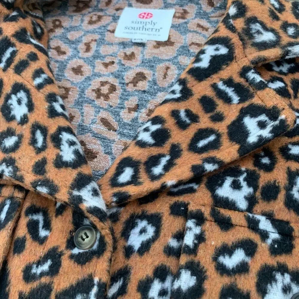 Simply Southern Leo Shacket Leopard Print, pockets, button up, 2XL - Picture 4 of 7